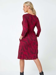 Roman Red Petite Swirl Print Pocket Stretch Dress - Image 3 of 5
