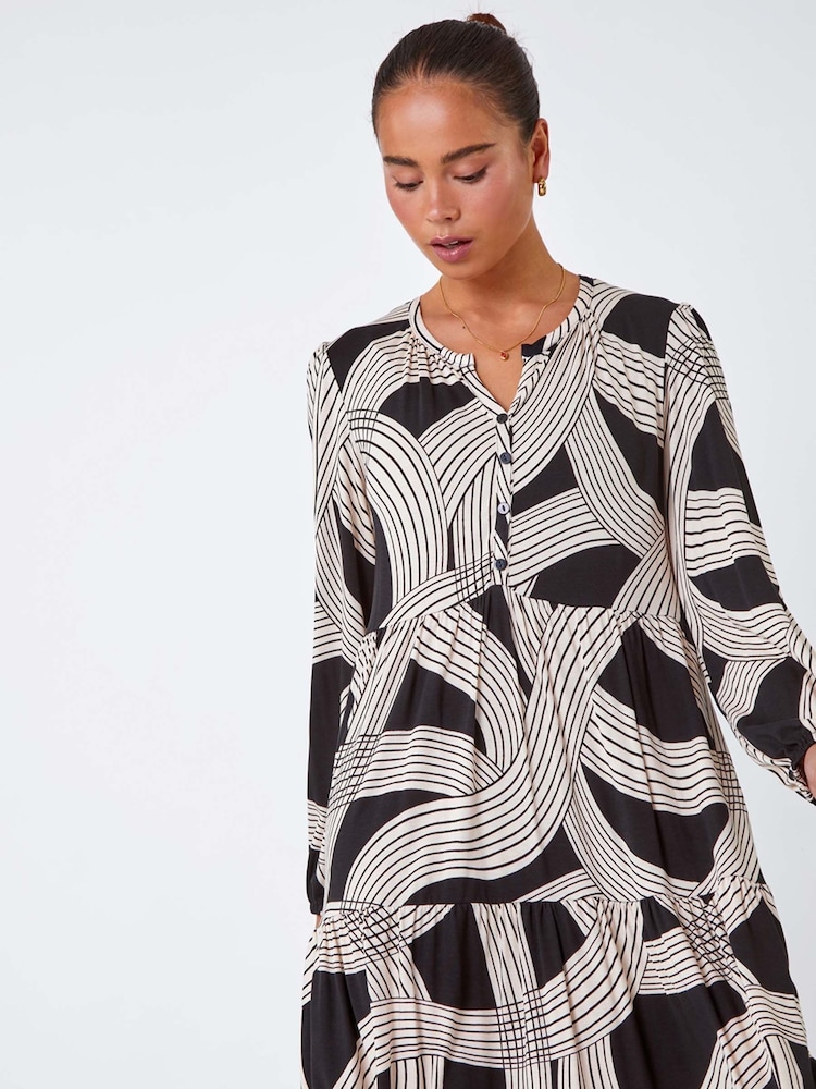 Roman Black Petite Linear Print Tiered Stretch Dress - Image 2 of 5