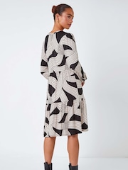 Roman Black Petite Linear Print Tiered Stretch Dress - Image 3 of 5
