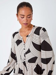 Roman Black Petite Linear Print Tiered Stretch Dress - Image 4 of 5