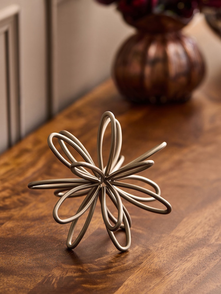 Metal Wire Loop Flower - Imagen 1 de 3