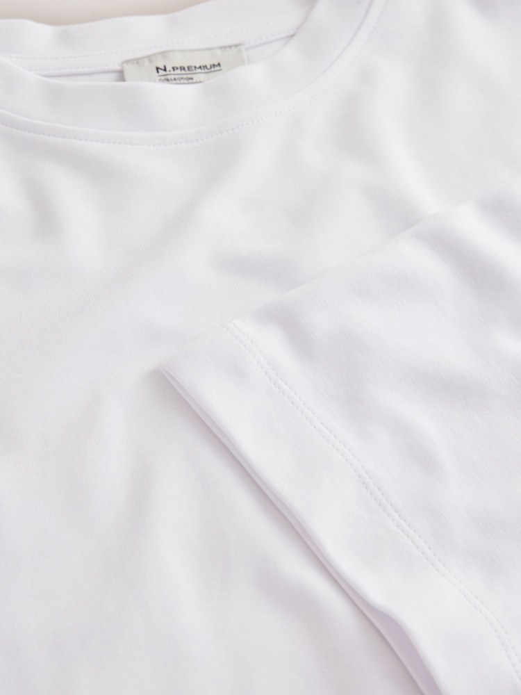 White N. Premium Boxy Short Sleeve Crew Neck T-Shirt - Image 9 of 9 White N. Premium Boxy Short Sleeve Crew Neck T-Shirt - Image 9 of 9