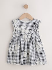 黑色/白色格紋棉布刺繡 - 38荷葉邊袖洋裝（0個月-1歲） - 圖片 4，共 7