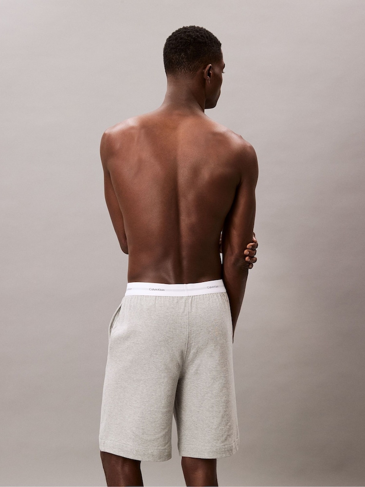 Shorts de dormir Calvin Klein Lounge Icon Cotton Terry - Imagem 2 de 5