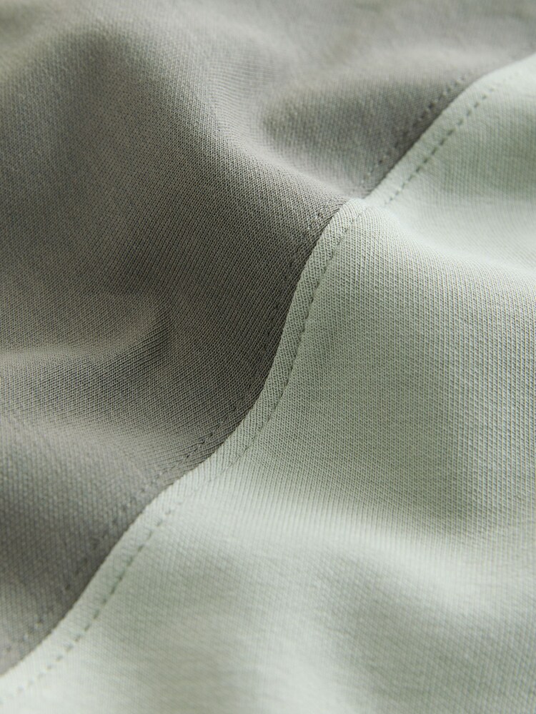 Green Raglan Regular Fit Smart Soft Touch Heavyweight T-Shirt - Image 8 of 8