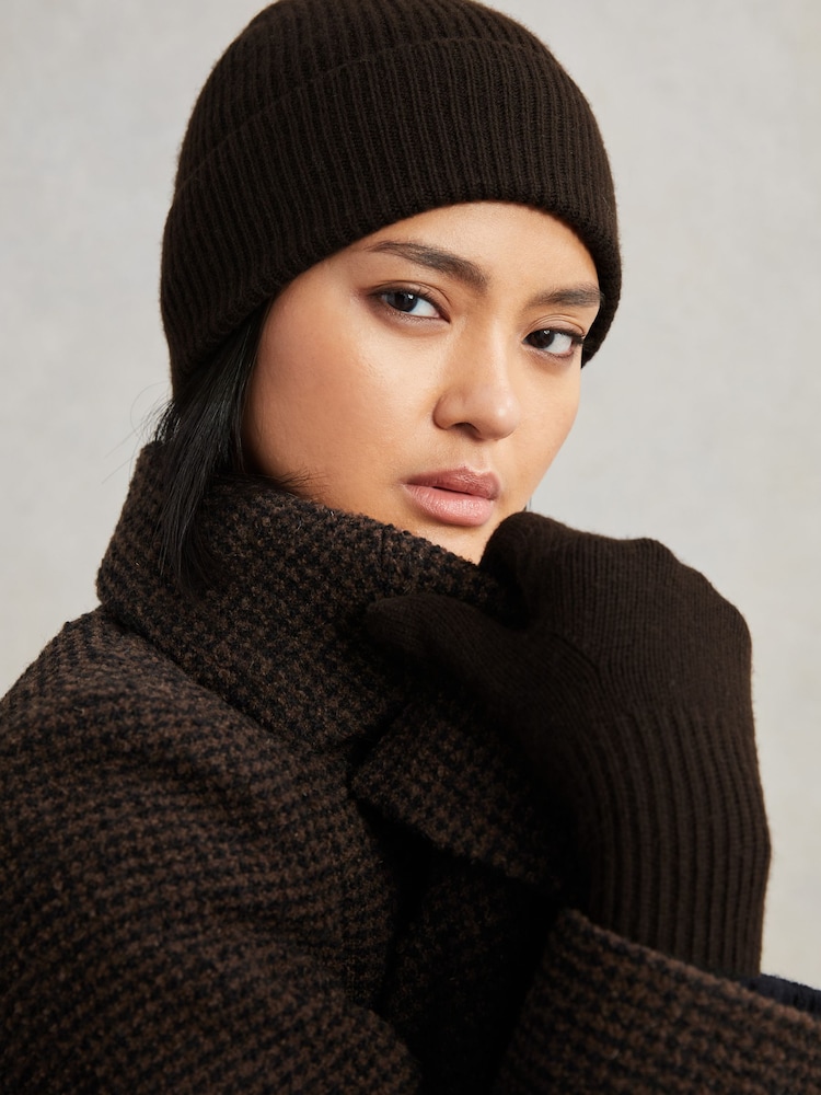 Reiss Chocolate Filipa Wool-Blend Tipped Beanie - Image 2 of 4 Reiss Chocolate Filipa Wool-Blend Tipped Beanie - Image 2 of 4