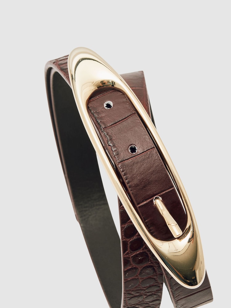 Reiss Burgundy Evelina Croc-Effect Leather Oval-Buckle Belt - Image 4 of 4 Reiss Burgundy Evelina Croc-Effect Leather Oval-Buckle Belt - Image 4 of 4