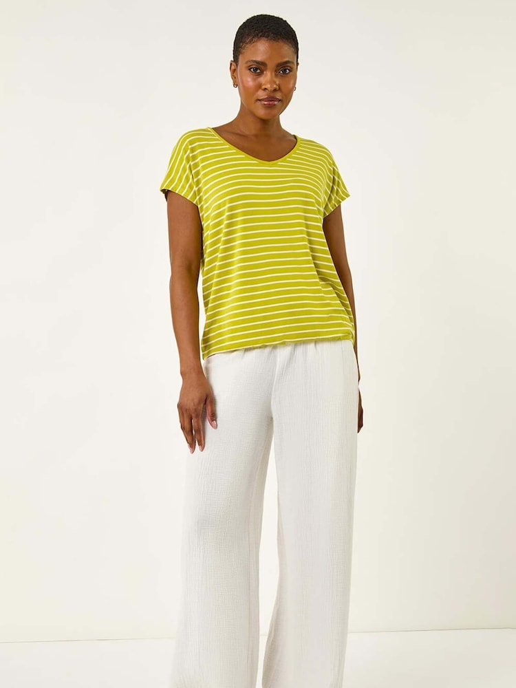 Verde - Roman Stripe Print V-Neck Stretch T-Shirt - Imagem 2 de 5