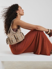 River Island Faux Suede Buckle Pocket Utility Bag - Imagem 6 de 6