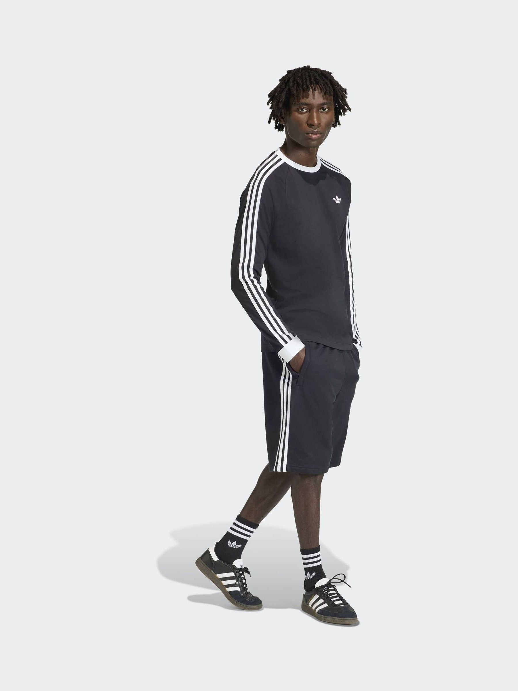adidas ブラック ショートパンツ 3本ストライプ Next：日本 ブラック - adidas Originals 3ストライプス ショート