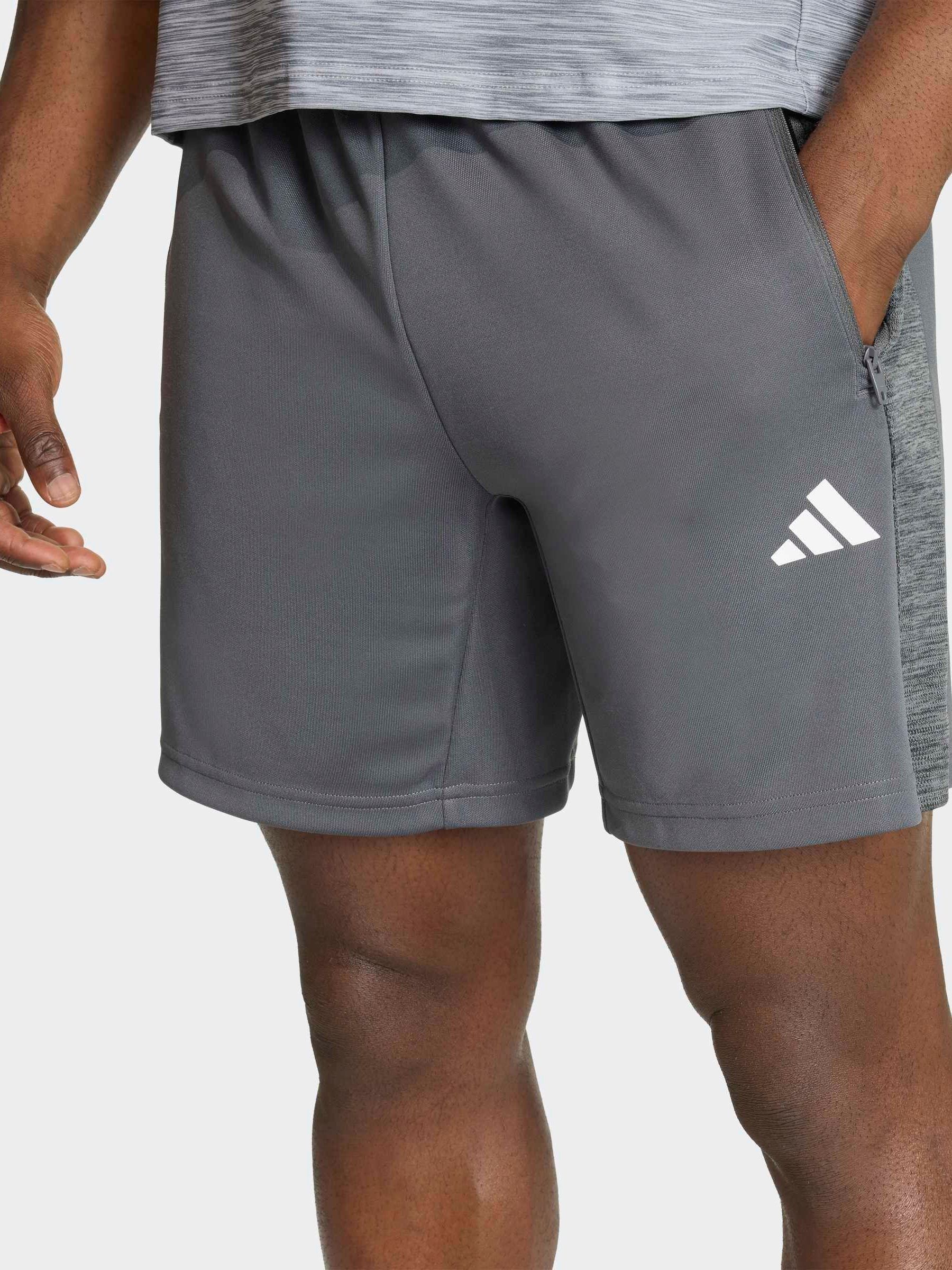 Next：日本 グレー - adidas ワークアウト エッセンシャルズ オール