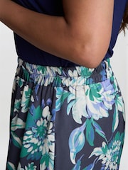 Gina Bacconi Blue Quinn Satin Pull On Wide Leg Trousers - Image 4 of 6