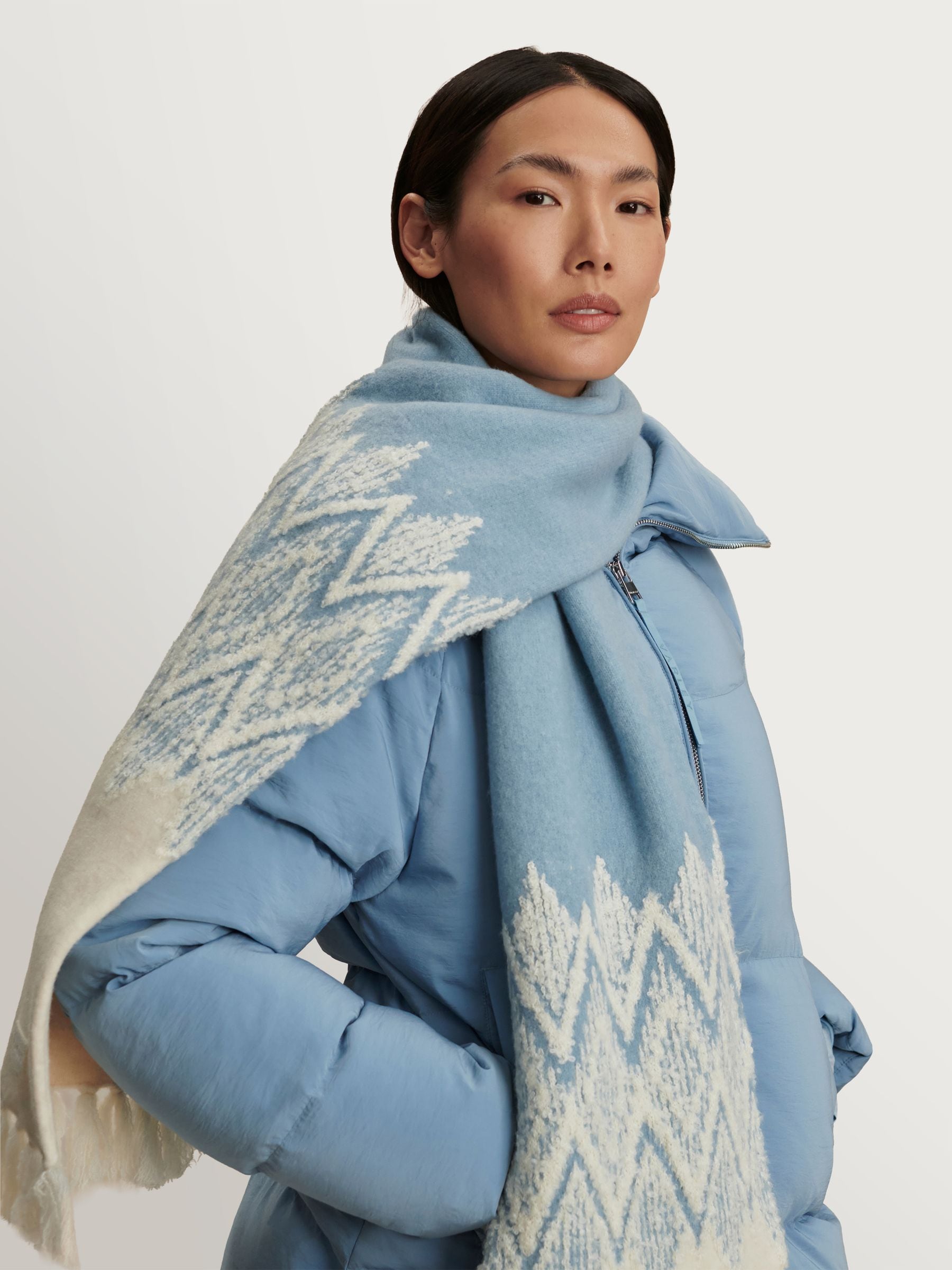 Varley Ashley Blue Sebastian Jacquard Scarf 2.0 | Seasons