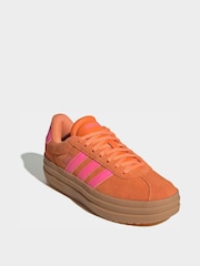 כתום - נעלי ספורט של adidas דגם VL Court Bold - תמונה 17 מתוך 18