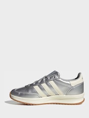 כסף - נעלי ספורט adidas Run 60s 4.0 - תמונה 15 מתוך 16