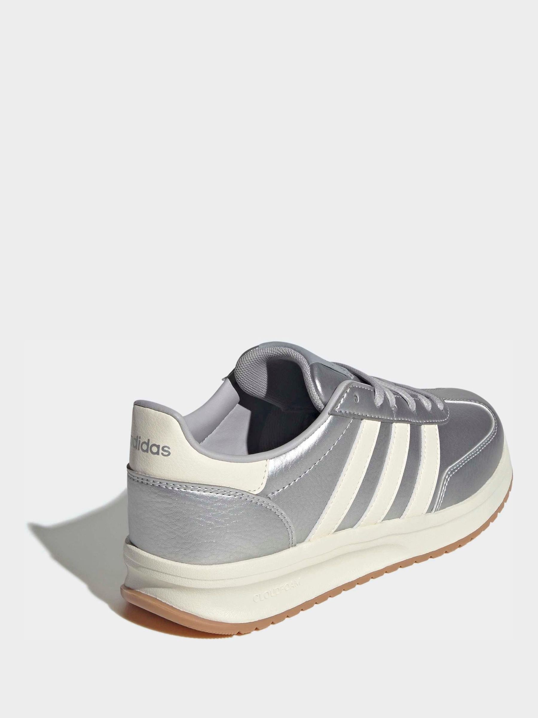 Next：日本 シルバー - adidas Run 70s 4.0 スニーカー from Next Japan