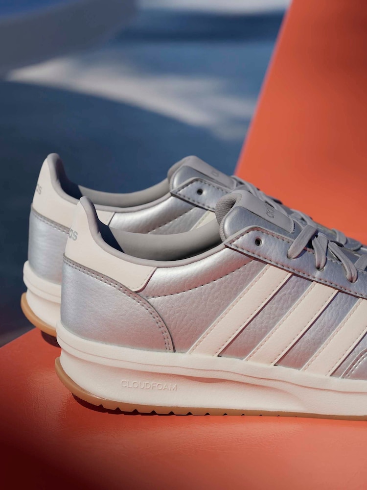 adidas gazelle silver green womens Women's Adidas, Run 70s 2.0 Sneaker — Peltz Shoes main image 0