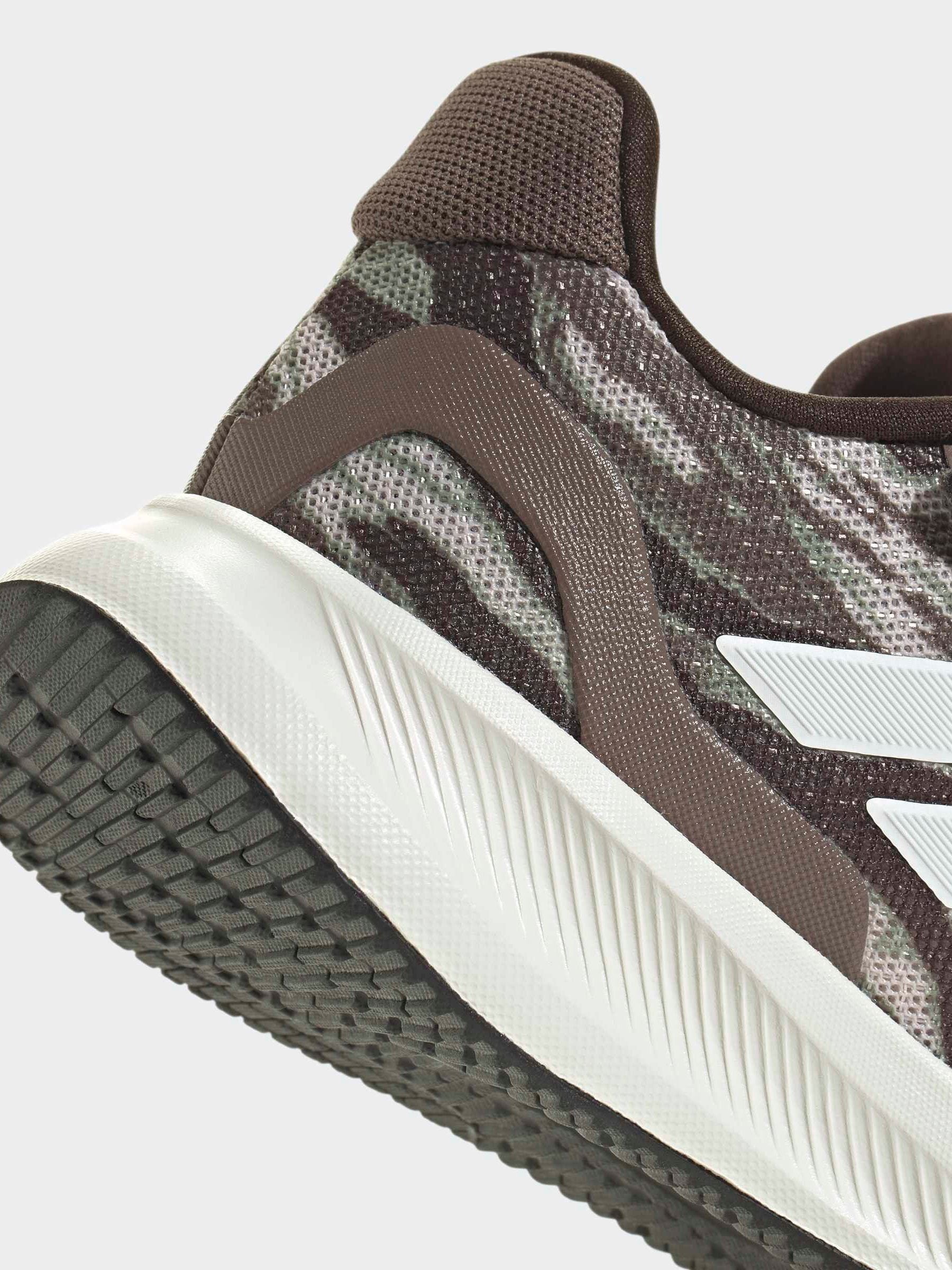 Next：日本 adidas Run Falcon 5 伸縮性くつひも キッズ スニーカー