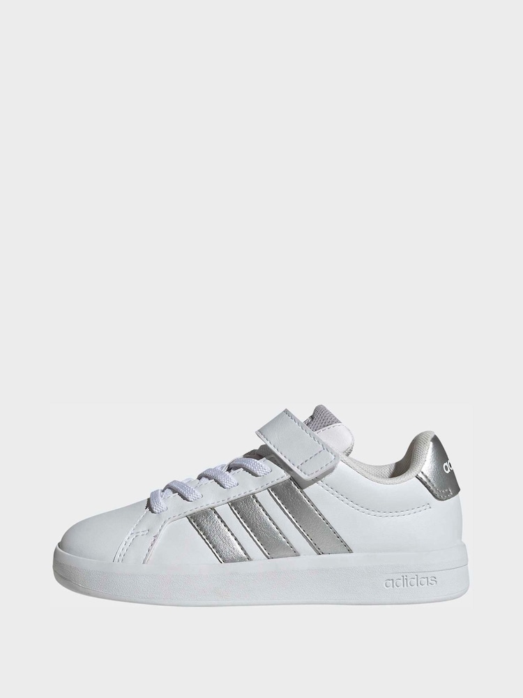 حذاء رياضي Grand Court 3.0 للأطفال برباط مرن من adidas - صورة 2 من 9 حذاء رياضي Grand Court 3.0 للأطفال برباط مرن من adidas - صورة 2 من 9