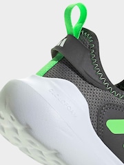 رمادي فاتح - حذاء رياضي مريح للأطفال Tensaur Comfort من adidas - صورة 5 من 10