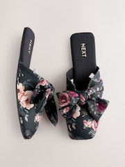 Floral preto - Pantufas de veludo com laço - Imagem 1 de 5