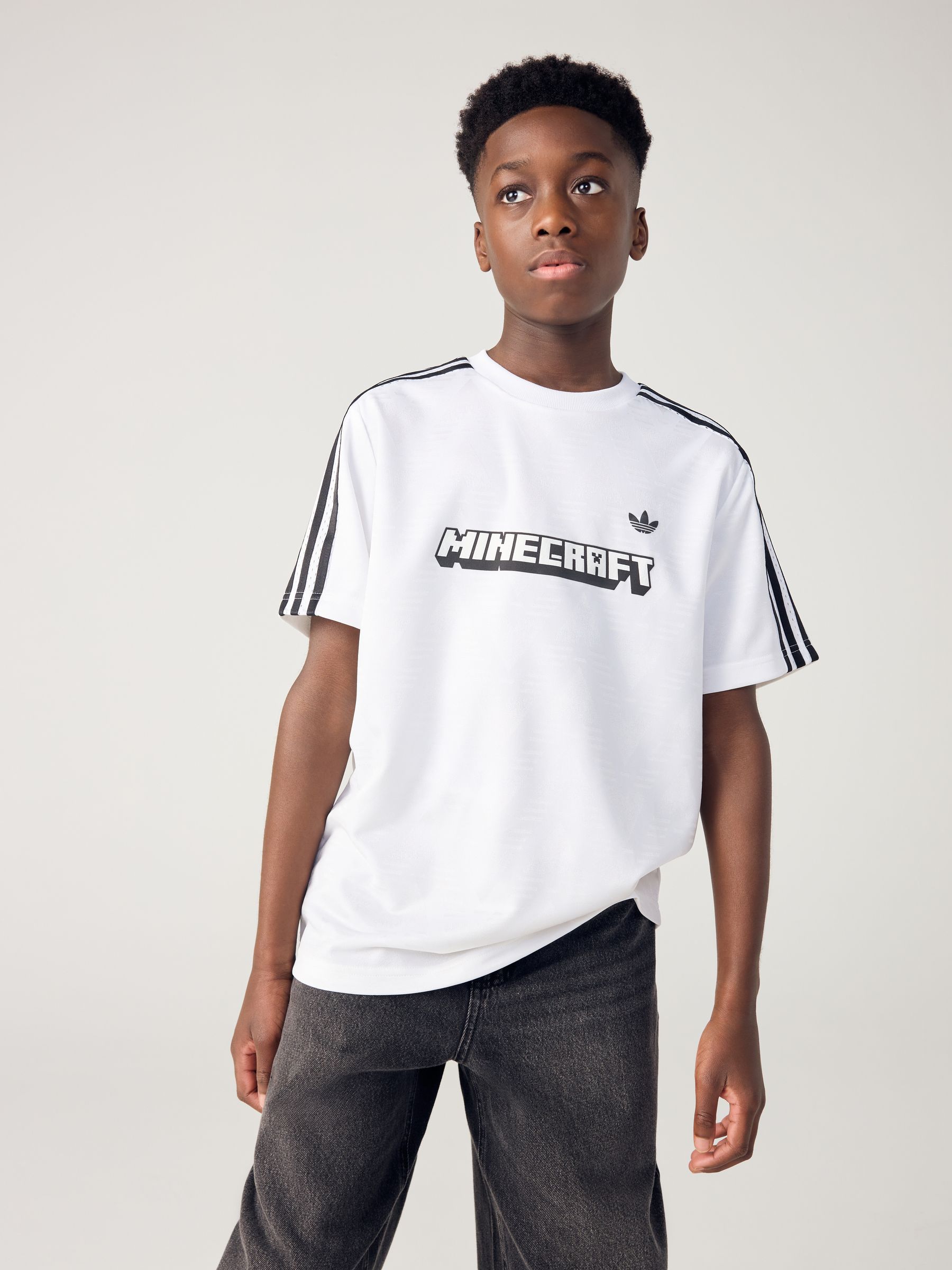 Next：日本 ホワイト - adidas Originals Minecraft ジャカード T