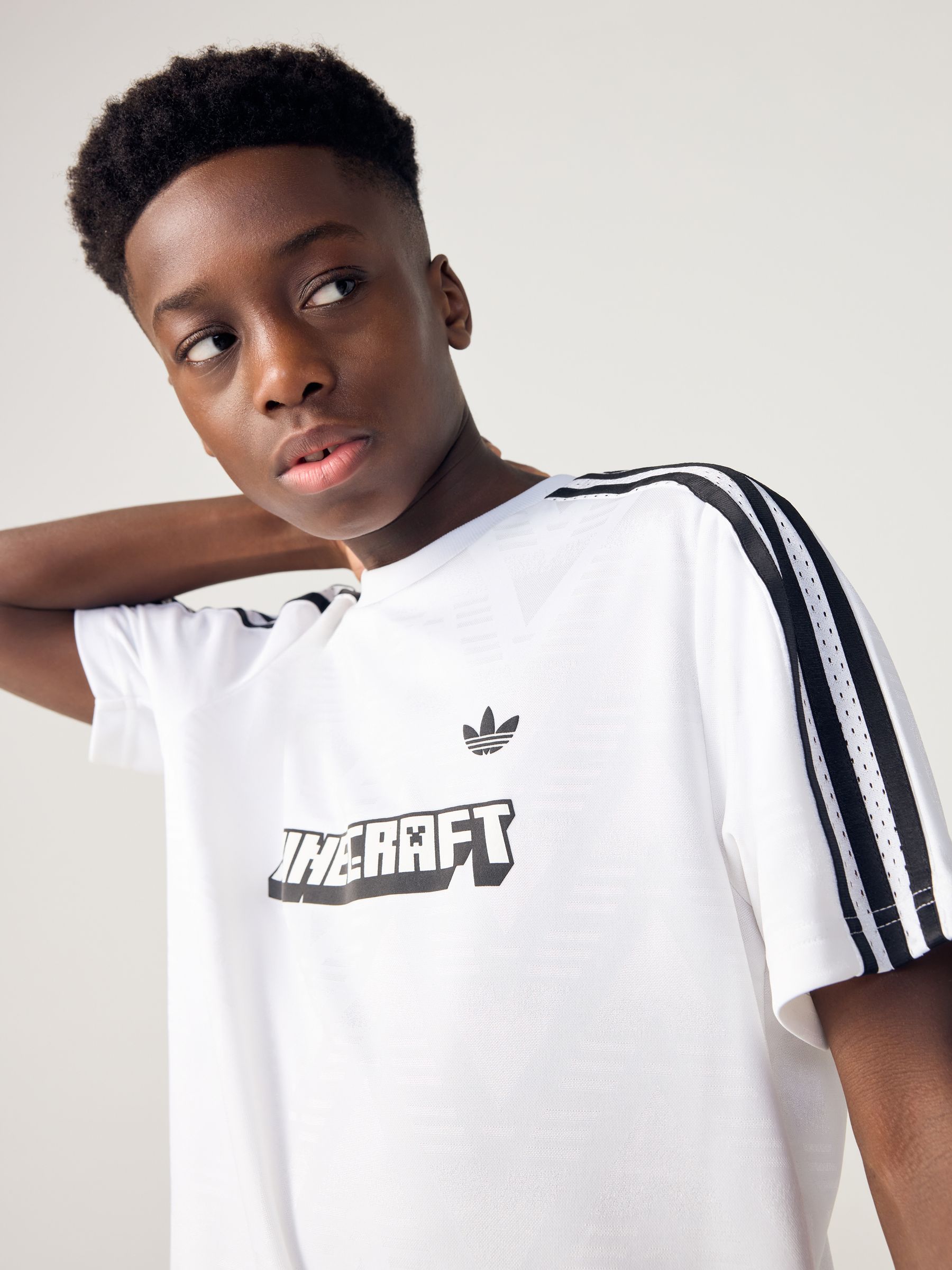 Next：日本 ホワイト - adidas Originals Minecraft ジャカード T