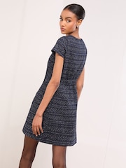 Lipsy Boucle Button Through Short Sleeve Shift Dress - صورة 5 من 5