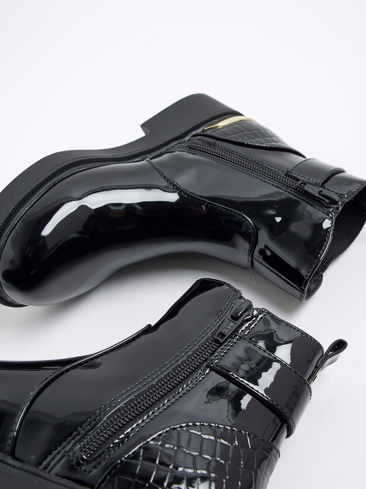 River Island Black Girls Heart Snaffle Chelsea Boots - Image 5 of 5 River Island Black Girls Heart Snaffle Chelsea Boots - Image 5 of 5