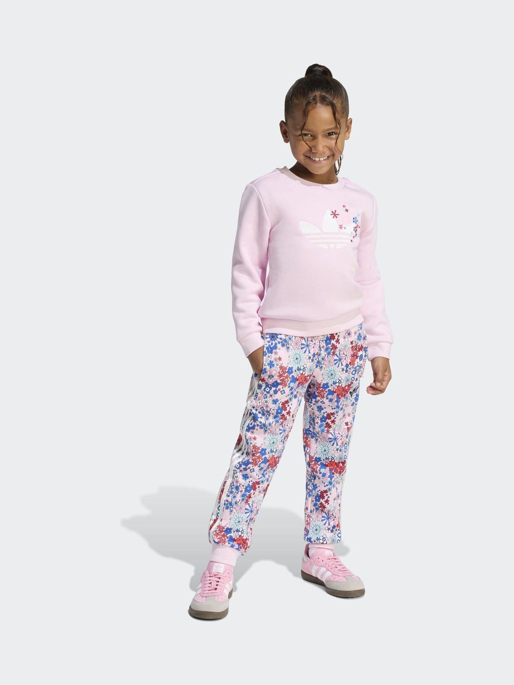 新品　スタイルキッズ　ピンク Next：日本 ピンク - adidas Originals x Liberty London トレーナー