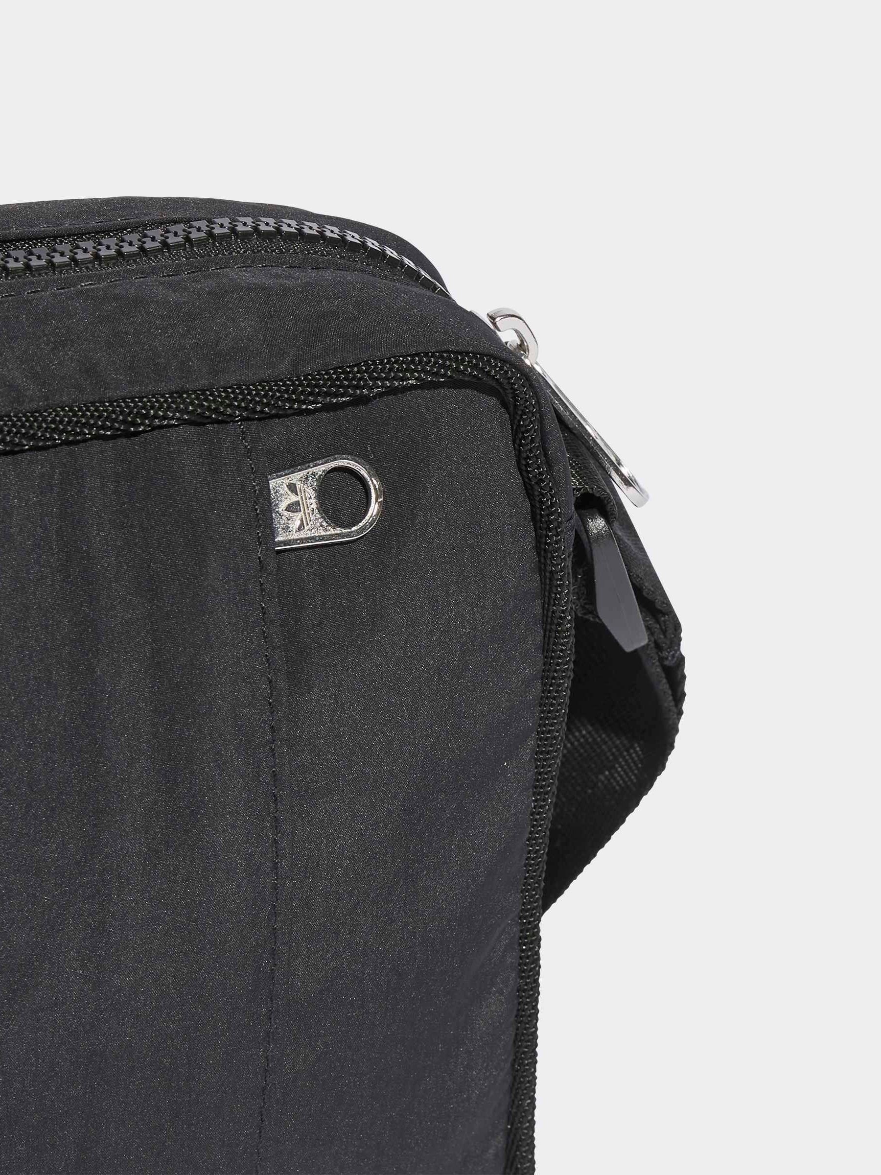 Next：日本 ブラック - adidas Originals Everyday Icons