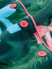 Society 8 Green Matching Family Wreath Print Pyjamas Set - Image 4 of 5