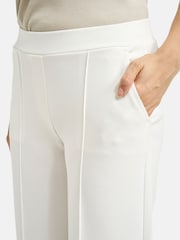 Smith & Soul Cream Cropped Jersey Pull On Trousers - Image 4 of 4