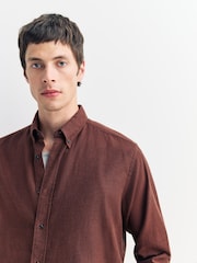 بني - Oliver Spencer Brook Button Down Brushed Cotton Shirt - صورة 4 من 5