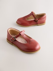 Světle hnědá - Boty z usně s páskem ve tvaru T - Obrázek 1 z 5