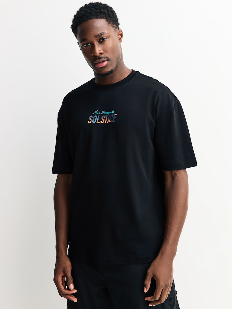 Schwarz/Weiß/Blau - T-Shirt aus schwerem Material mit Grafikprint - Bild 2 von 12