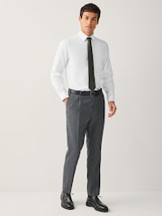 أبيض - تلبيس قياسي - قميص بملمس بارز وأكمام طويلة من Signature - صورة 1 من 5