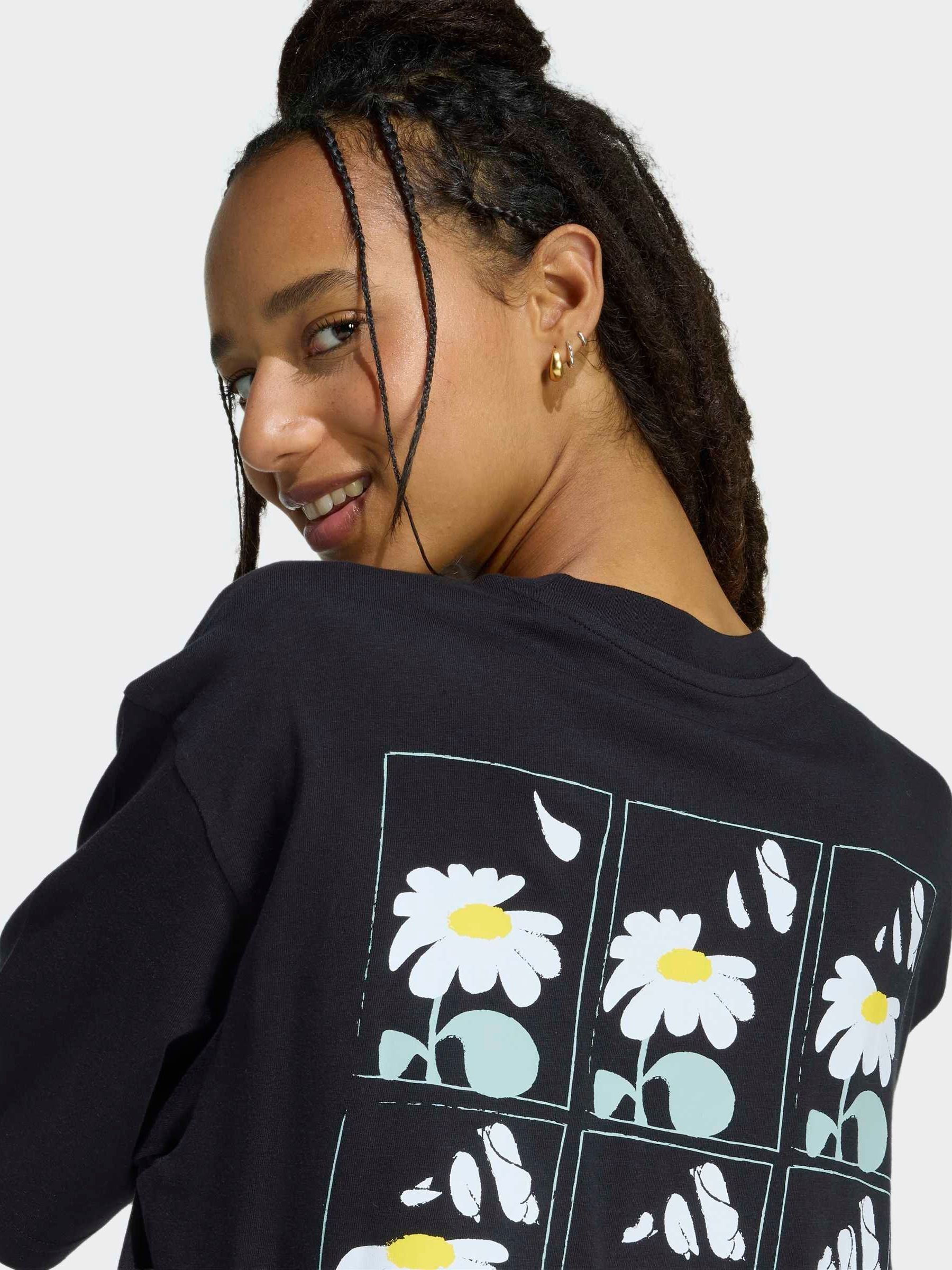 Buy adidas Soft Side Oversized Graphic T-Shirt з сайту Next Ukraine