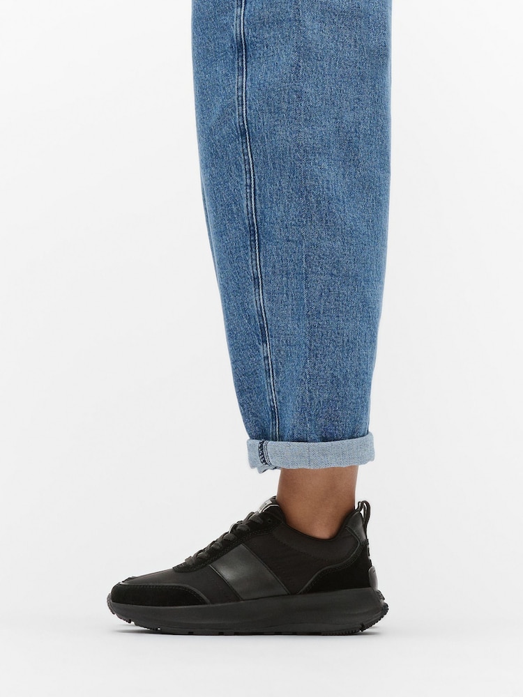 FitFlop F-Mode Flow Fabric Suede Leather Flatform Black Sneakers - Image 4 of 4 FitFlop F-Mode Flow Fabric Suede Leather Flatform Black Sneakers - Image 4 of 4