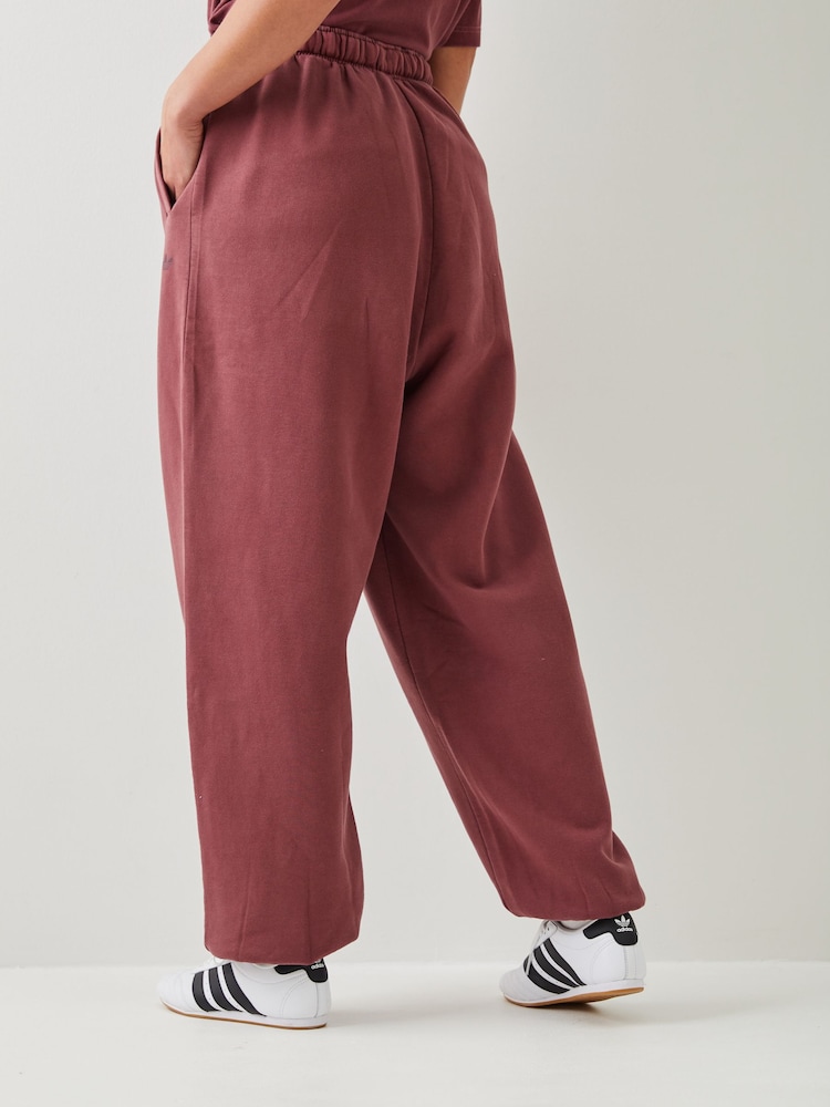 adidas Originals Red Essentials Linear Boyfriend Washed Joggers - Image 2 of 4 adidas Originals Red Essentials Linear Boyfriend Washed Joggers - Image 2 of 4