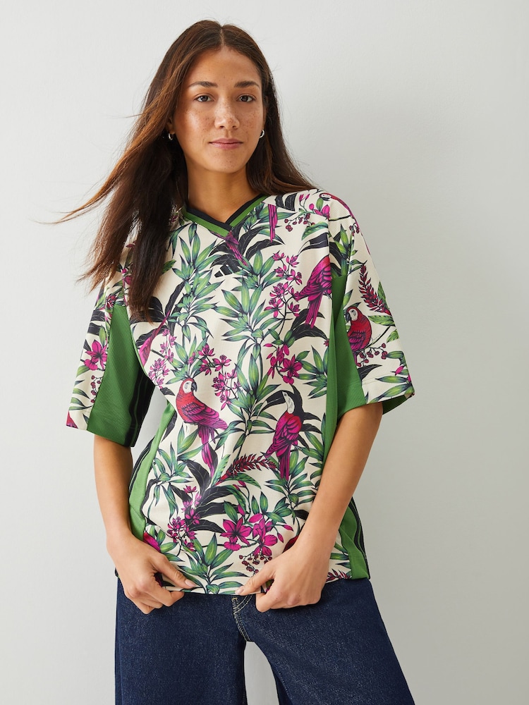 ירוק - adidas Adidas X Farm Rio Premium T-Shirt - תמונה 1 מתוך 4