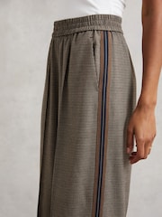 Reiss Neutral Check Tarley Side-Stripe Wide-Leg Check Trousers - Image 3 of 6