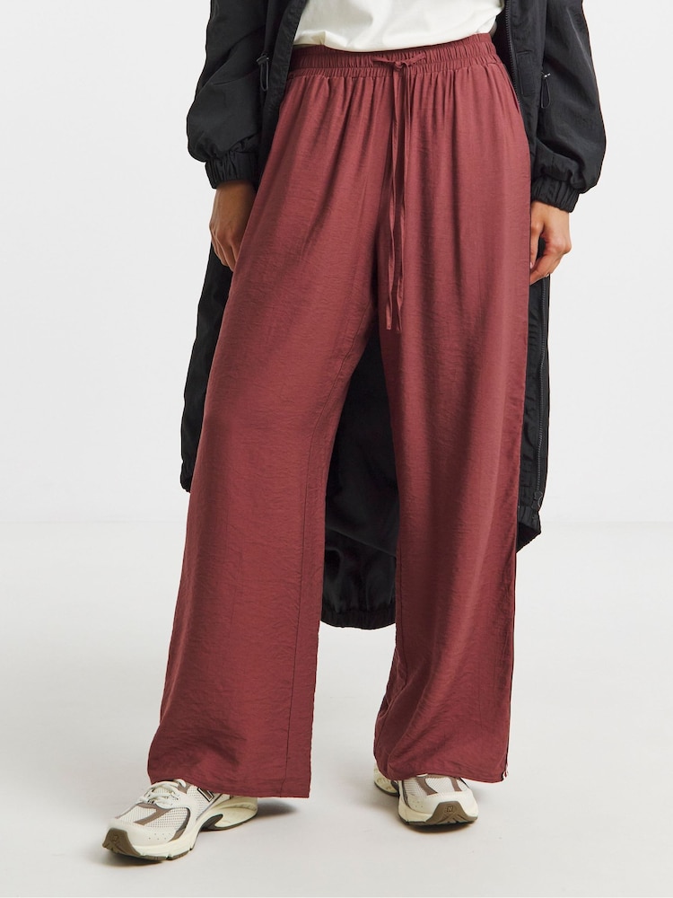 Simply Be Red Side Stripe Wide Leg Trousers - Image 4 of 4