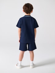 كحلي - طقم قميص وشورت بملمس بارز من Paul Smith Junior - صورة 5 من 7