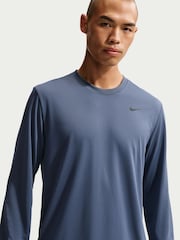 Nike Diffused Blue Dri-FIT Legend Training T-Shirt - Image 3 of 5