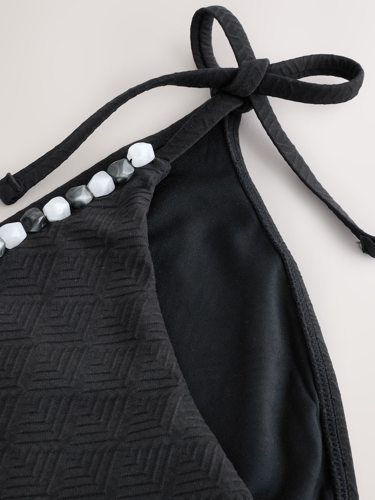 Never Fully Dressed Beaded Tie Side Bikini Bottoms - תמונה 2 מתוך 3