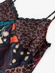 Never Fully Dressed Satin Long Line Robe - Bild 7 von 8