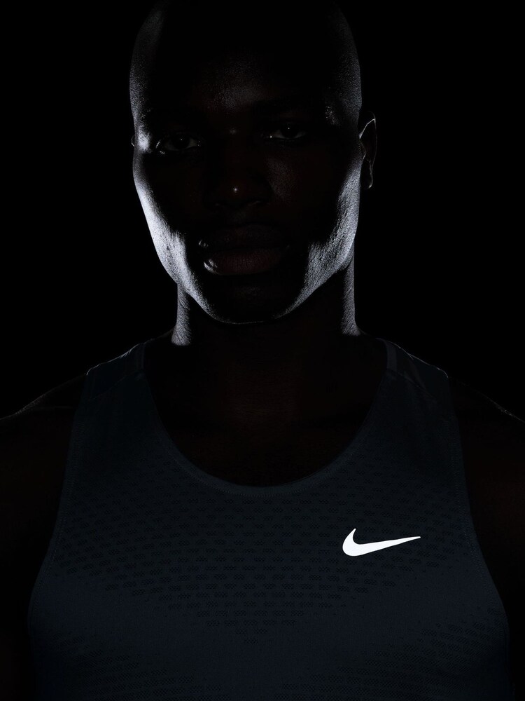 Nike Armory Blue Stride Dri-FIT ADV Running Vest - Image 6 of 6 Nike Armory Blue Stride Dri-FIT ADV Running Vest - Image 6 of 6