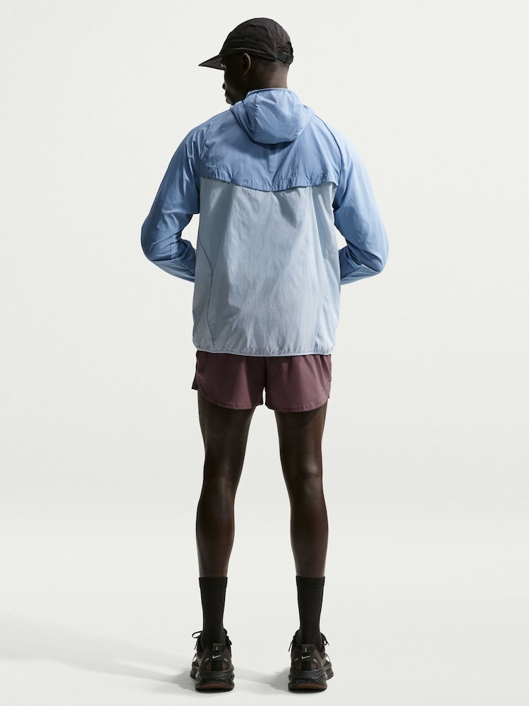 Nike Red Stride Dri-FIT 5 inch Brief Lined Running Shorts - Image 2 of 5