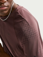 Nike Brown Stride Dri-FIT ADV Running T-Shirt - Image 5 of 5